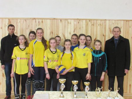 Волейбольний турнір молодості і дівочої краси в Озерську